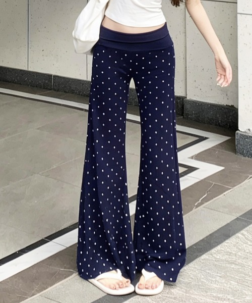 core core(コアコア)の「ドット柄カットソー生地フレアパンツ(その他パンツ・レディース・グレー/ブラウン/ネイビー・FREE)」の19枚目の写真