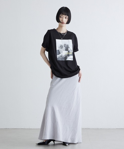 Lui's(ルイス)の「シルケットフォトTシャツ(Tシャツ/カットソー・レディース・ブラック/チャコールグレー/オフホワイト・FREE)」の10枚目の写真