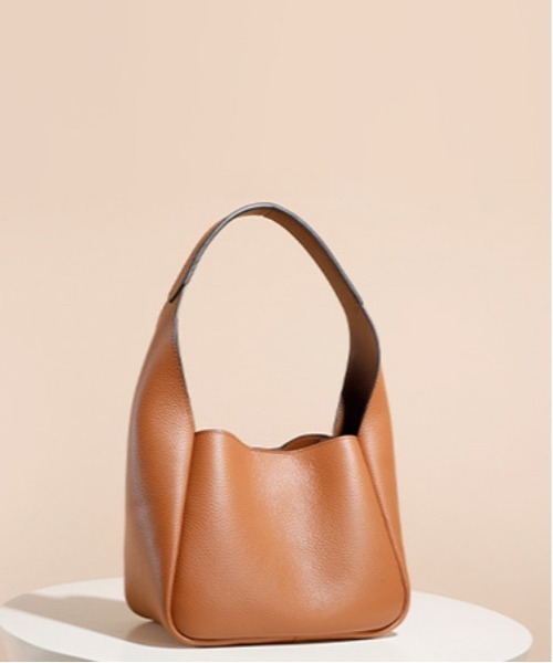 NiiNa（ニーナ）の「【NiiNa】【高品質牛革】ワンハンドルバケットバッグ / WEB限定（ハンドバッグ・レディース・ホワイト・FREE）」の10枚目の写真