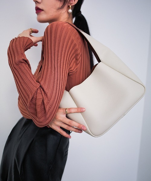 NiiNa（ニーナ）の「【NiiNa】【高品質牛革】ワンハンドルバケットバッグ / WEB限定（ハンドバッグ・レディース・ホワイト・FREE）」の6枚目の写真