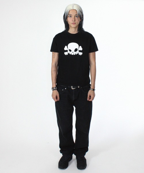 KEYMISERY(キーミザリー)の「A'GEM/9 × .kom 『KEYMISERY/キーミザリー』Skull Cross Key's Crop T-Shirt/スカルクロップTシャツ(Tシャツ/カットソー・メンズ・ホワイト/ブラック・S)」の6枚目の写真