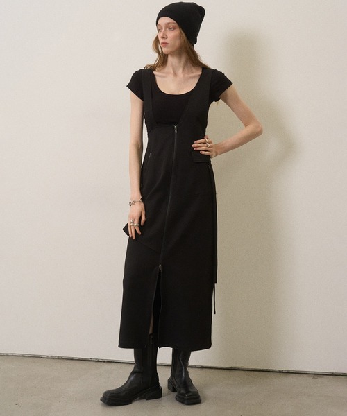 MIELI INVARIANT(ミエリインヴァリアント)の「Zip Pencil Asymmetry Dress(ワンピース・レディース・グレー系その他/ブラック・FREE)」の1枚目の写真