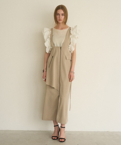 MIELI INVARIANT(ミエリインヴァリアント)の「Zip Pencil Asymmetry Dress(ワンピース・レディース・グレー系その他/ブラック・FREE)」の8枚目の写真