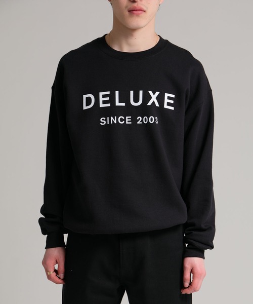 DELUXE(デラックス)の「DELUXE LOGO CREW(スウェット・メンズ・ブラック/グレー・X-LARGE/MEDIUM/LARGE)」の1枚目の写真