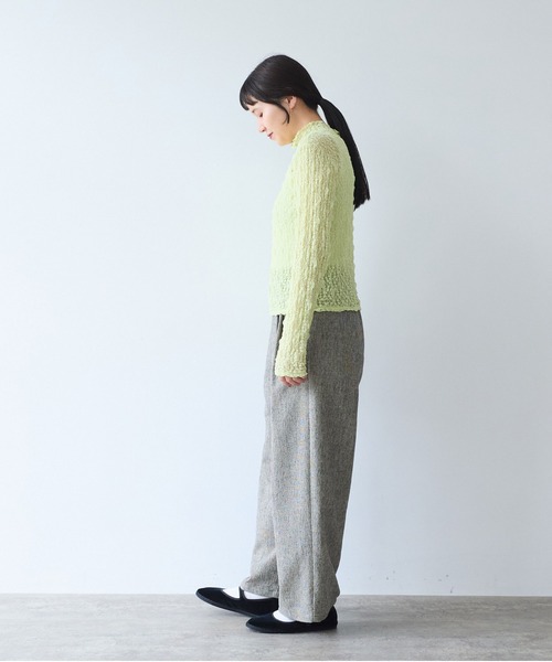 yuni(ユニ )の「flower shirring lace high neck pullover(Tシャツ/カットソー・レディース・イエロー/ホワイト/ブラック・FREE)」の22枚目の写真