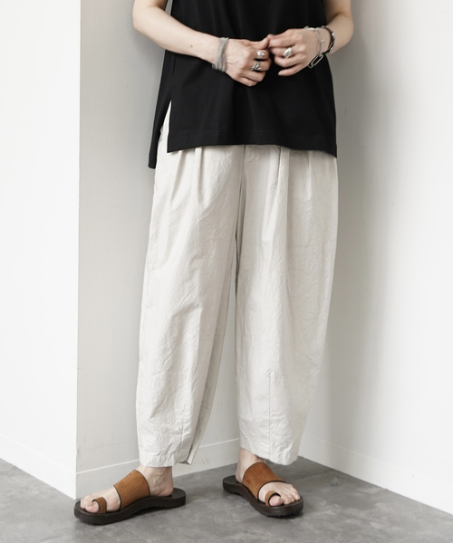 JOURNAL STANDARD LUXE(ジャーナルスタンダード ラックス)の「ダウンプルーフ タックカーブパンツ(その他パンツ・レディース・ラベンダー/ピンク/ライトグレー・FREE)」の6枚目の写真