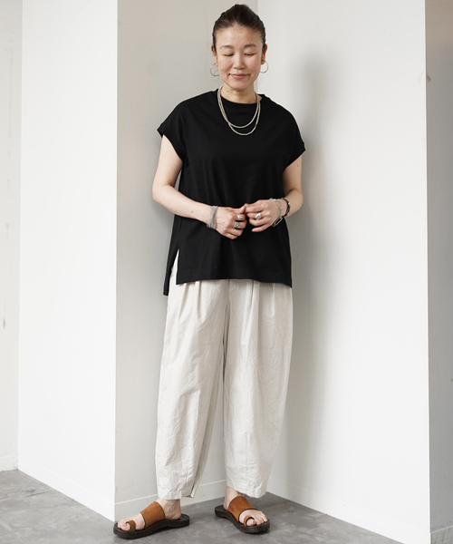 JOURNAL STANDARD LUXE(ジャーナルスタンダード ラックス)の「ダウンプルーフ タックカーブパンツ(その他パンツ・レディース・ラベンダー/ピンク/ライトグレー・FREE)」の9枚目の写真