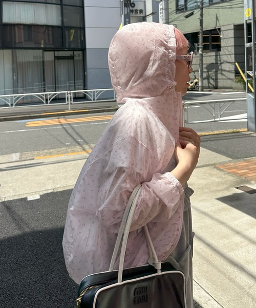 Alley Tokyo(アリートーキョー)の「シアー小花柄zipパーカー(パーカー・レディース・ピンク/サックスブルー/オフホワイト・FREE)」の20枚目の写真