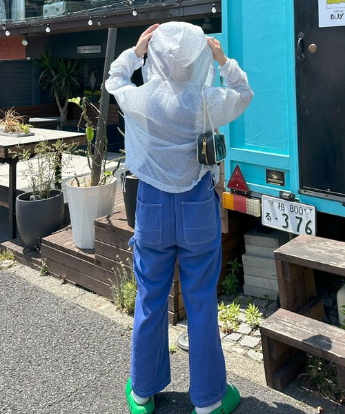 Alley Tokyo(アリートーキョー)の「シアー小花柄zipパーカー(パーカー・レディース・ピンク/サックスブルー/オフホワイト・FREE)」の8枚目の写真