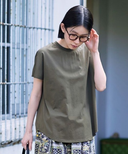 Sunny clouds(サニークラウズ)の「サニークラウズ フレンチスリーブTシャツ〈レディース〉(Tシャツ/カットソー・レディース・ネイビー/ホワイト/カーキ・M/L/LL/3L)」の3枚目の写真