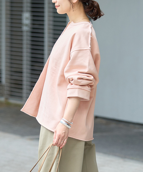 JOURNAL STANDARD（ジャーナルスタンダード）の「《WEB限定追加》CUT-OFF SWEATカーディガン（カーディガン/ボレロ・レディース・ブラック系その他/ピンク/ベージュ・FREE）」の3枚目の写真
