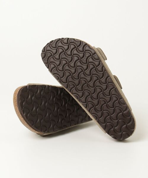 BIRKENSTOCK(ビルケンシュトック)の「BIRKENSTOCK/ビルケンシュトック/Arizona LEVE Taupe/スエードレザー トープ(サンダル・メンズ・ベージュ・37/40/39/42/41/38)」の3枚目の写真