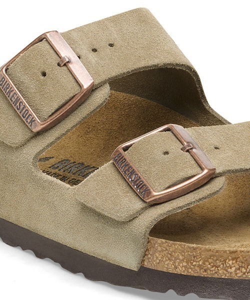 BIRKENSTOCK(ビルケンシュトック)の「BIRKENSTOCK/ビルケンシュトック/Arizona LEVE Taupe/スエードレザー トープ(サンダル・メンズ・ベージュ・37/40/39/42/41/38)」の8枚目の写真