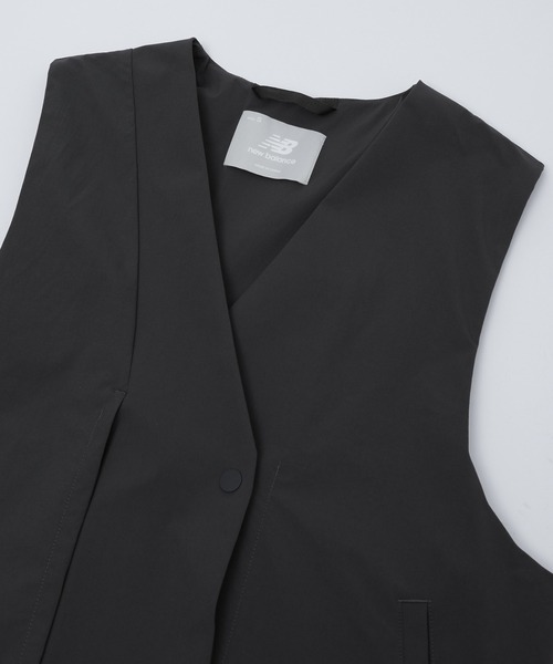 NEW BALANCE(ニューバランス)の「NEW BALANCE W NB Grey VEST WJ61492T(ベスト・メンズ・チャコールグレー/ベージュ・S)」の3枚目の写真