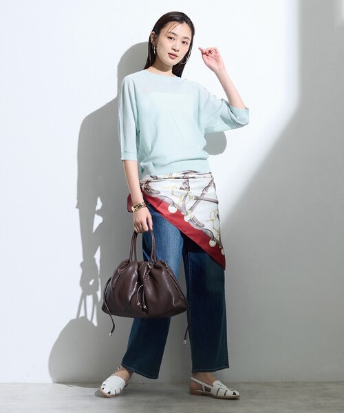 INDIVI(インディヴィ)の「【体型カバー/洗える】シアードルマンニット(ニット/セーター・レディース・グリーン系/ライトグレー系4/ブラウン系その他/ブラック・05/38/13/15 )」の17枚目の写真