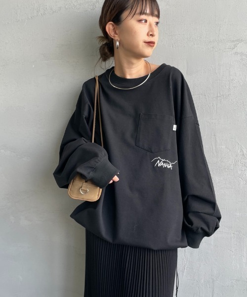NANGA（ナンガ）の「【WEB先行予約】[NANGA/ナンガ] 別注 ドローコード付き ポケットロングスリーブTシャツ（Tシャツ/カットソー・レディース・ホワイト/ブラック・M/S/L）」の2枚目の写真