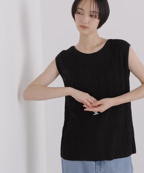 NANO universe(ナノユニバース)の「前後2way楊柳ライクニット多ボタンノースリーブトップス(セットアップ可)(ニット/セーター・レディース・ブラック/ベージュ/ブラウン・FREE)」の13枚目の写真