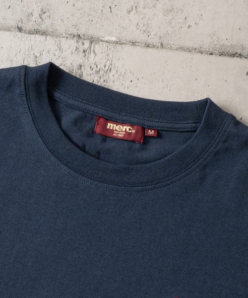 merc london(メルクロンドン)の「【8】〔merc london/メルクロンドン〕2タイプデザイン ワンポイントロゴ刺繍 クルーネックハーフスリーブTシャツ(Tシャツ/カットソー・メンズ・ネイビー系1/グレー系2/ブラック系1/ホワイト系2/ホワイト系1/ブラック系2・LARGE/MEDIUM)」の7枚目の写真