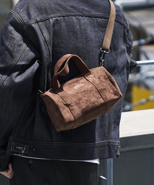 UMBRO(アンブロ)の「UMBRO/アンブロ SP BRUSHED BOSTON MINI BAG/別注 ブラッシュド ボストンミニバッグ(ショルダーバッグ・メンズ・ダークブラウン/ブラック・ONE SIZE)」の15枚目の写真