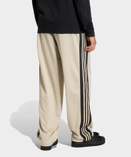 adidas(アディダス)の「ルーズ メッシュ トラックパンツ / LOOSE MESH TRACKPANTS / アディダスオリジナルス adidas Originals(スウェットパンツ・メンズ・ベージュ・3XL/LARGE/MEDIUM/SMALL/X-LARGE/X-SMALL/XX-LARGE)」の8枚目の写真