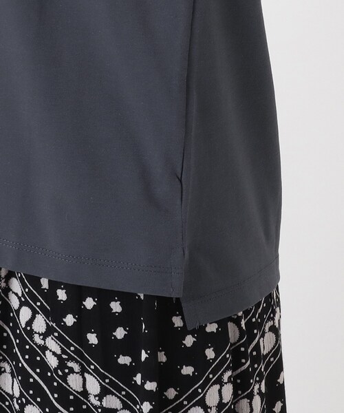 one'sterrace(ワンズテラス)の「【ひんやり】汗じみ防止加工 5分袖プルオーバー(Tシャツ/カットソー・レディース・ブラック系8/グレー系4/ネイビー系5・02)」の6枚目の写真