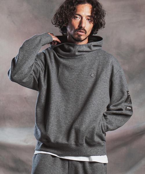 ANGENEHM(アンゲネーム)の「mpa4193-Wool-Blend Bonded Hooded Pullover プルオーバーパーカー(AG07-010acg)(パーカー・メンズ・グレー/ブラック/ライトベージュ・L/M/S)」の2枚目の写真