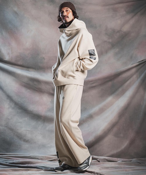 ANGENEHM(アンゲネーム)の「mpa4193-Wool-Blend Bonded Hooded Pullover プルオーバーパーカー(AG07-010acg)(パーカー・メンズ・グレー/ブラック/ライトベージュ・L/M/S)」の21枚目の写真