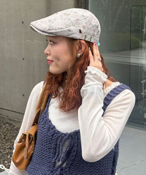 CIAOPANIC(チャオパニック)の「ヴィンテージライク花柄ハンチング(ハンチング/ベレー帽・レディース・グレー/ベージュ/ピンク・ONE SIZE)」の5枚目の写真