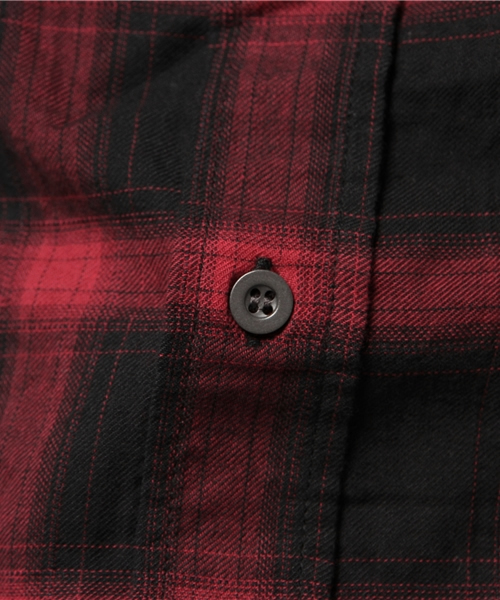 VENCEEXCHANGE(ヴァンスエクスチェンジ)の「オンブレチェックロングシャツ(シャツ/ブラウス・メンズ・レッド/ブラック・MEDIUM/LARGE)」の6枚目の写真
