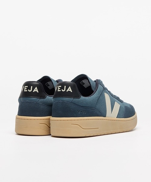 VEJA（ヴェジャ）の「VEJA V-90 スエードスニーカー（スニーカー・レディース・グレイッシュブルー・39/25/41/26.5cm/42/27cm/43/28cm/37/23/38/24）」の4枚目の写真