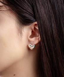 ANNIKA INEZ（アニカイネズ）の「【ANNIKA INEZ】ミニハートピアス　E1008 Mini Heart Studs（ピアス（両耳用））」