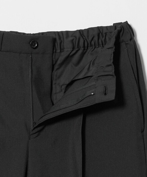 green label relaxing（グリーンレーベルリラクシング）の「【WEB限定】JUST fit ドライ ポリエステル 1プリーツ イージーパンツ -吸水速乾-（その他パンツ・メンズ・ブラック/ネイビー/ダークグレー・L/XL/S/M/XS/XXL）」の6枚目の写真