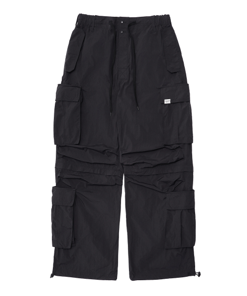 NIGHTWORKDEPT（ナイトワークデプト）の「Two-Way Tech Cargo Pants_Black（スウェットパンツ・レディース・その他・MEDIUM/SMALL）」の2枚目の写真