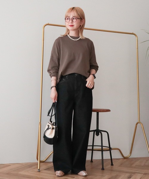 AMERICAN HOLIC(アメリカンホリック)の「シンチバックカーブデニムパンツ(デニムパンツ・レディース・アイボリー/ブラック・M/S/L)」の5枚目の写真