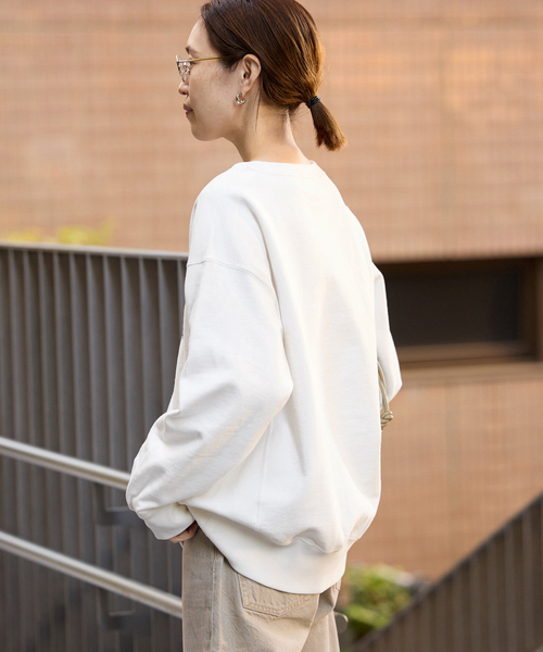 SLOBE IENA(スローブイエナ)の「《WEB限定/追加》フロッキープリントオーバースウェット(スウェット・レディース・アイボリー/ブラック/ホワイト・FREE)」の21枚目の写真
