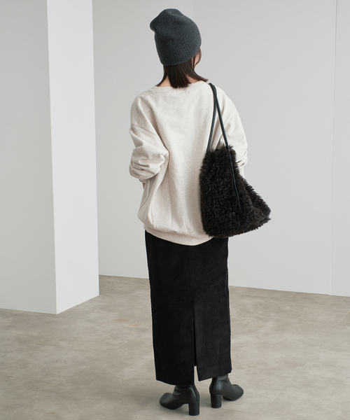 SLOBE IENA(スローブイエナ)の「《WEB限定/追加》フロッキープリントオーバースウェット(スウェット・レディース・アイボリー/ブラック/ホワイト・FREE)」の6枚目の写真