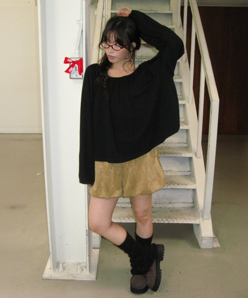 RONRON(ロンロン)の「SHIRRING PUFF LONG SLEEVE BLACK(Tシャツ/カットソー・レディース・その他・FREE)」の5枚目の写真