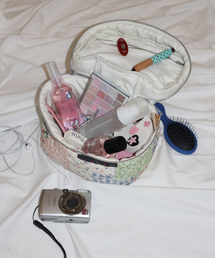 RONRON（ロンロン）の「PATCHWORK QUILTED SQUARE POUCH（ポーチ）」