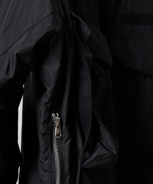 NUMBER (N)INE(ナンバーナイン)の「LIGHTWEIGHT INSULATION NYLON WEP JACKET / ライトウェイト 中綿 撥水 ナイロン スタンドネック ジャケット(ミリタリージャケット・メンズ・ブラック/オリーブ・2/3/4)」の10枚目の写真