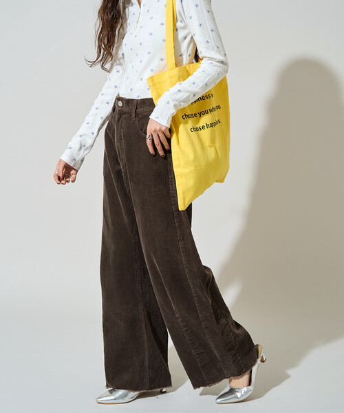 FREAK'S STORE（フリークスストア）の「限定展開　コーデュロイ カーブパンツ（その他パンツ・レディース・ライトグレー/ブラック/ナチュラル/ブラウン/ピンク/グレー・SMALL/MEDIUM）」の22枚目の写真