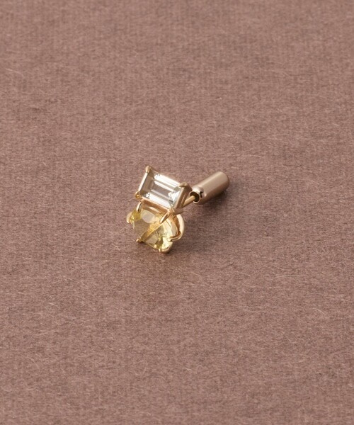 ete bijoux（エテビジュー）の「[ピース] K10YG グリーンクォーツ/レモンクォーツ ピアス（ピアス（片耳用）・レディース・イエローゴールド・FREE）」の2枚目の写真