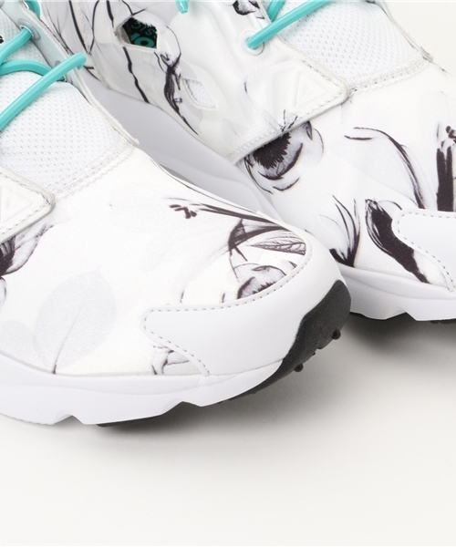 Reebok（リーボック）の「フューリーライト BOTANICA Reebok CLASSIC（リーボック　クラシック）（スニーカー・レディース・ホワイト系その他/ブラック系その他/ライトパープル・26.0cm/25.0cm/23.0cm/22.0cm/23.5cm/22.5cm/25.5cm/24.0cm/24.5cm）」の8枚目の写真