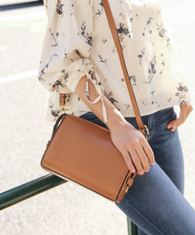 Andemiu | 【2017Spring&Summer】ジップショルダーＢＡＧ745385(ショルダーバッグ)