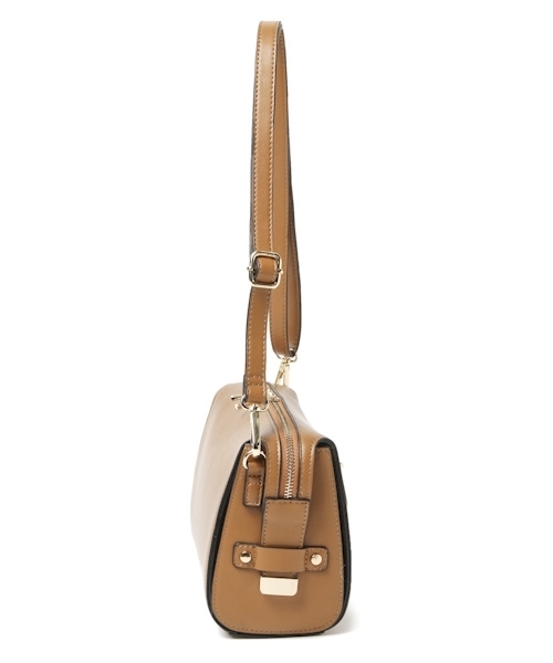 Andemiu（アンデミュウ）の「ジップショルダーＢＡＧ745385（ショルダーバッグ・レディース・グレー/ブラック/ホワイト/キャメル/ピンク・FREE）」の8枚目の写真