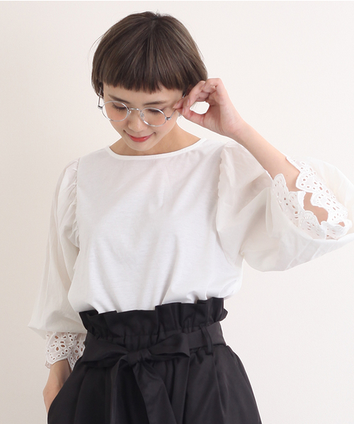 MERLOT(メルロー)の「レースパフスリーブプルオーバー4915(その他トップス・レディース・ピンク/ブラック/オフホワイト/グレー・FREE)」の2枚目の写真