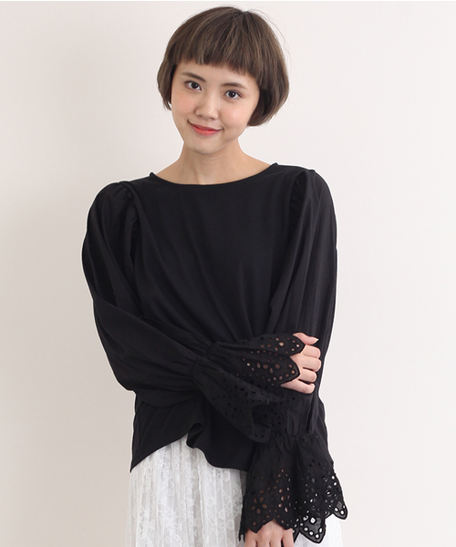 MERLOT(メルロー)の「レースパフスリーブプルオーバー4915(その他トップス・レディース・ピンク/ブラック/オフホワイト/グレー・FREE)」の1枚目の写真