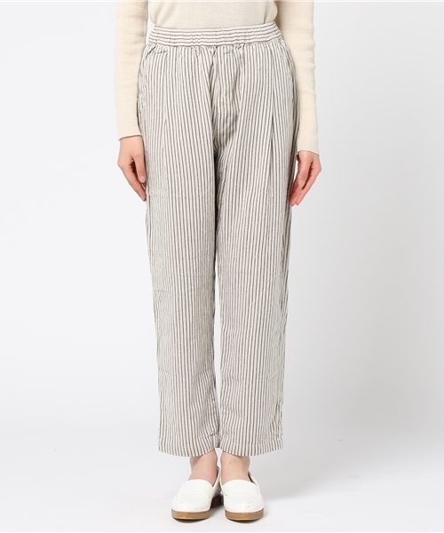 LBC（エルビーシー）の「麻レーヨンテーパードパンツ                 （その他パンツ・レディース・オフホワイト/チャコールグレー・MEDIUM）」の3枚目の写真