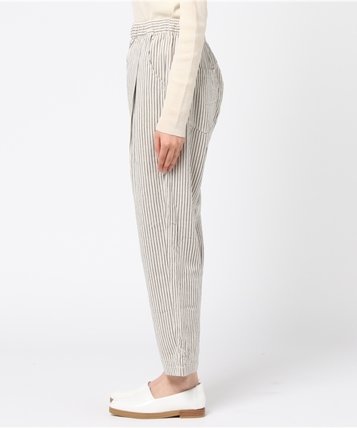 LBC（エルビーシー）の「麻レーヨンテーパードパンツ                 （その他パンツ・レディース・オフホワイト/チャコールグレー・MEDIUM）」の4枚目の写真