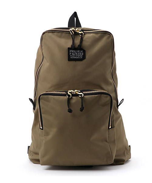 FREDRIK PACKERS(フレドリックパッカーズ)の「【FREDRIK PACKERS/フレドリックパッカーズ】420D SNUG PACK (S)(バックパック/リュック・レディース・ネイビー/ブラック/カーキ/オリーブ/タン・FREE)」の5枚目の写真