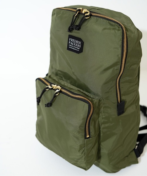 FREDRIK PACKERS(フレドリックパッカーズ)の「【FREDRIK PACKERS/フレドリックパッカーズ】420D SNUG PACK (S)(バックパック/リュック・レディース・ネイビー/ブラック/カーキ/オリーブ/タン・FREE)」の14枚目の写真